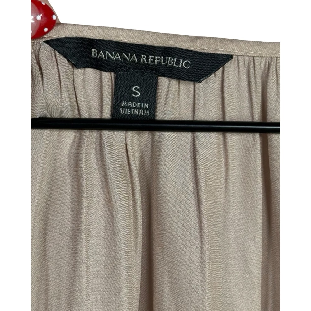 Banana Republic Taupe Champagne Satin V-Neck Blouse Bishop Sleeve Small - Picture 2 of 7